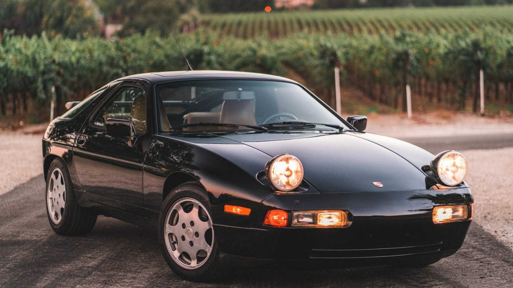 1989 Porsche 928 GT
